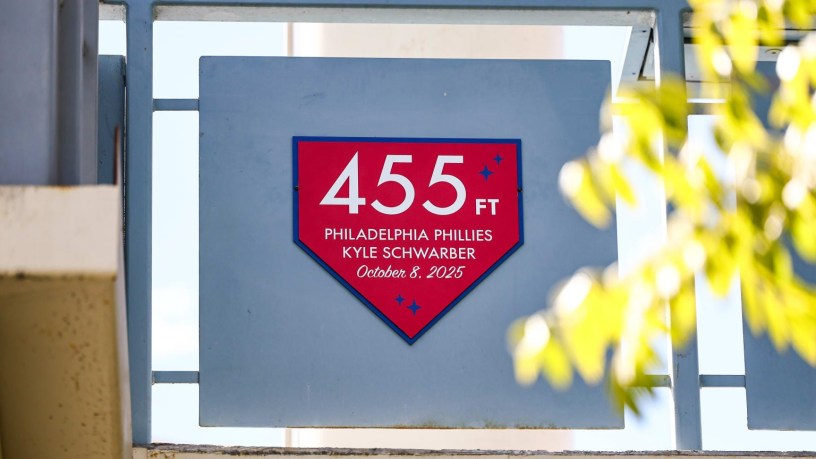 Dodgers Stadium Schwarbomb